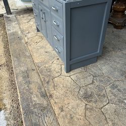 Bathroom Shelvings, No Top