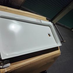 Bootz Industries Aloha ShowerCast 60in L x 30in W Alcove Shower Pan Base in White (chipped)
