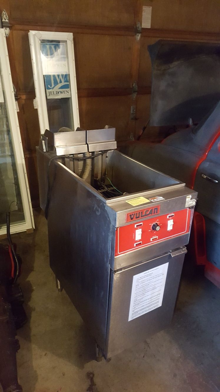 Vulcan Deep Fryer for Sale in Snohomish, WA OfferUp
