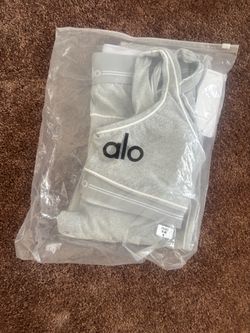 Alo Yoga Gray sports set  Size M