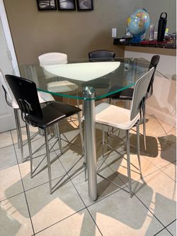 Glass Dining / Bar Table – Unique Designer Look!