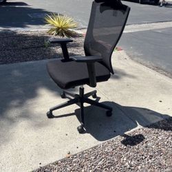 New High Back Mesh Office Chair Swivel Adjustable