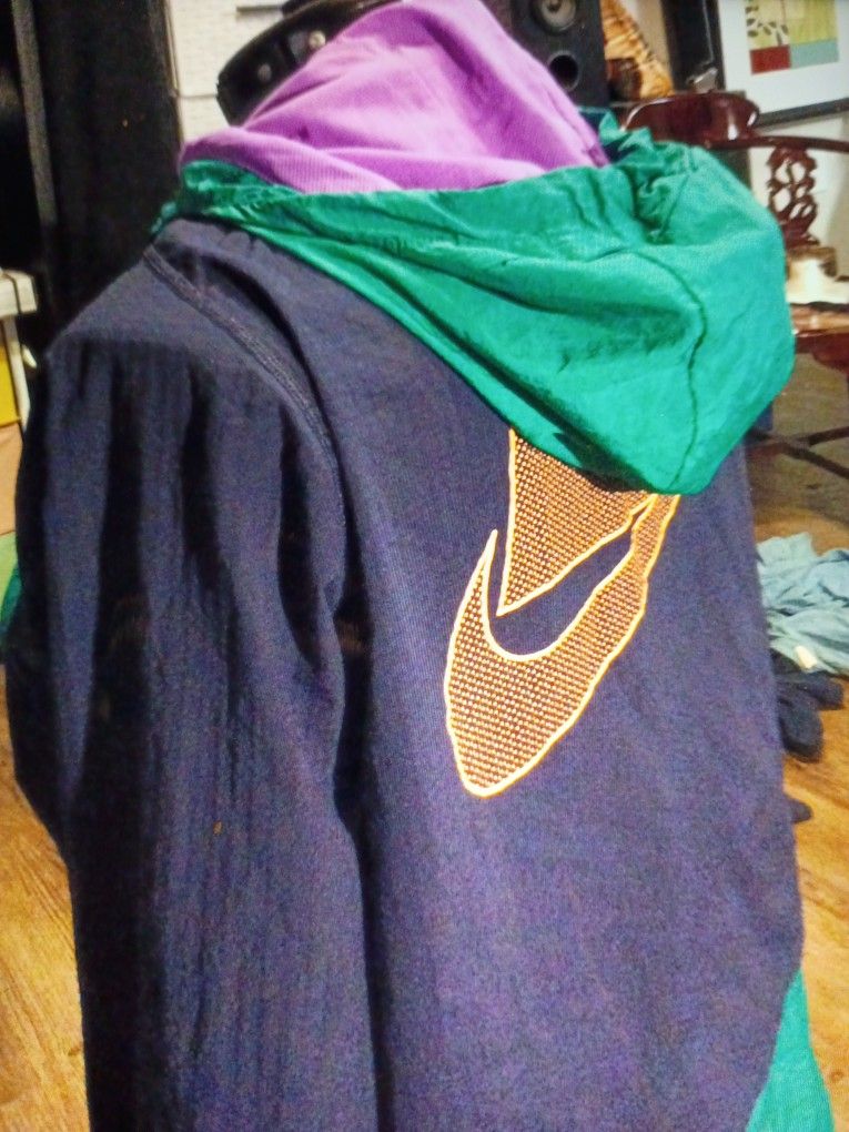 NIKE DRI-FIT THERMA FIT WINDBREAKER BLUE GREEN LOGO NIKE HOODIE STYLE WINDBREAKER SIZE MEDIUM