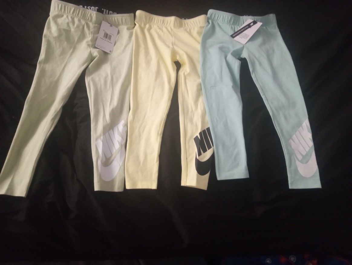 NWT Three NIKE Girls Leggings Size 6