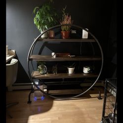 Round Shelf 