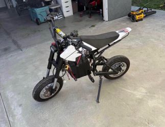 Modded Razor e bike