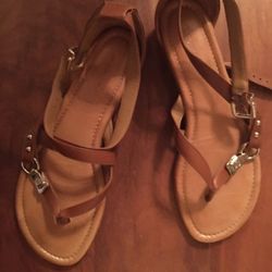 Women’s Sandals Size 9
