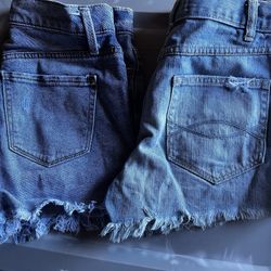 Women’s short size 4 and seven