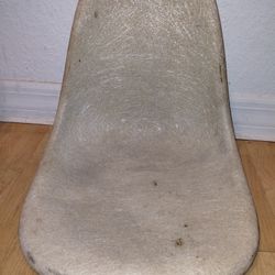 2 Herman Miller Side Shell Fiberglass Chair Seats Charles Eames