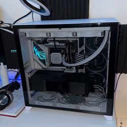 PC for sale! Text Me For More Information! 4090!
