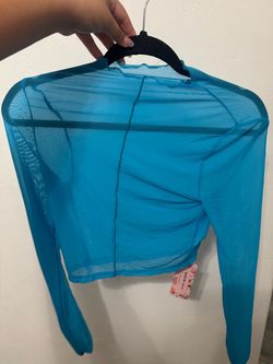 Short mesh women’s top