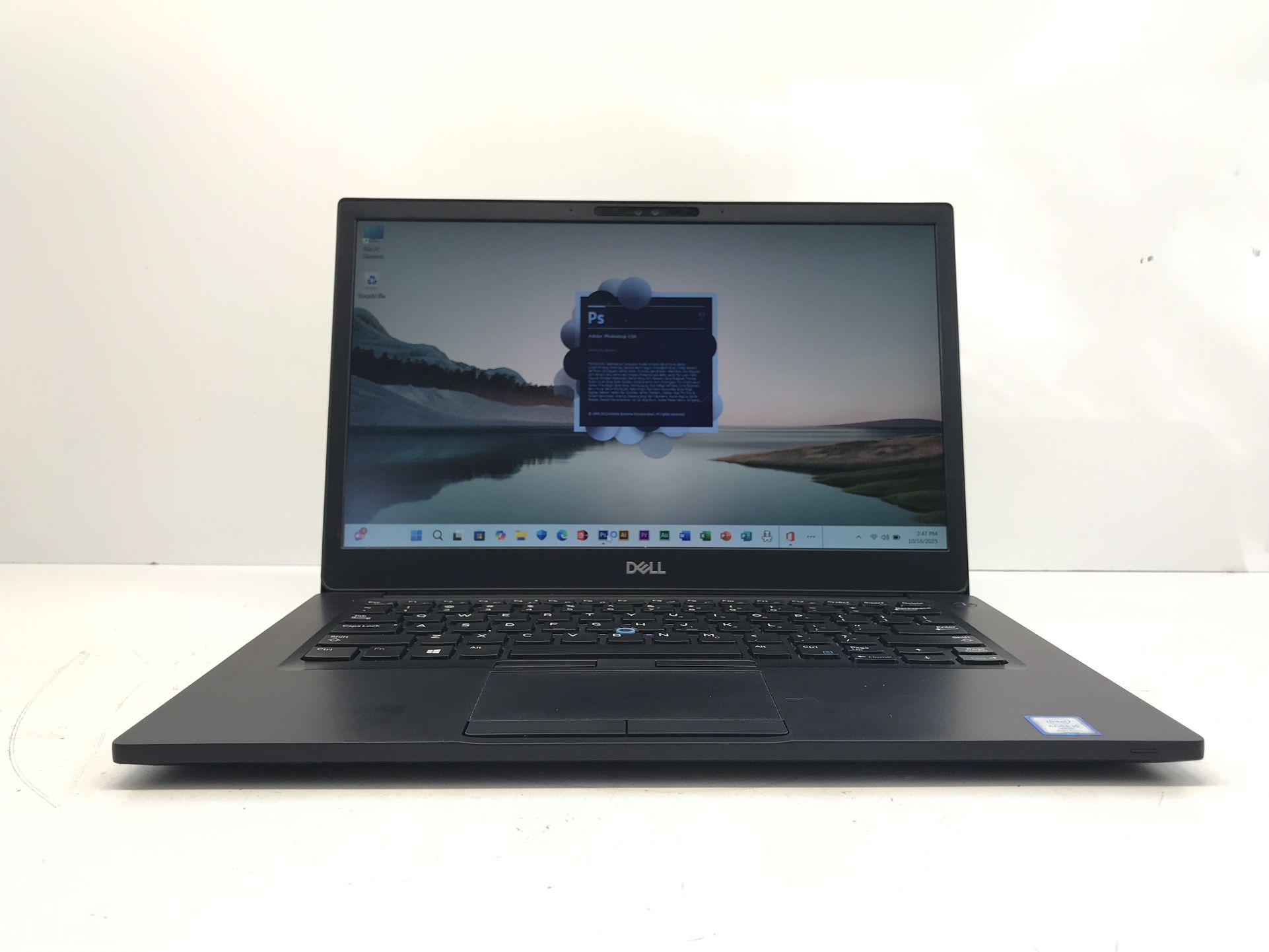 *Dell Latitude 7490 Laptop. w/ Adobe Photoshop* *Windows 11 Pro 64Bit. ** Price $200**