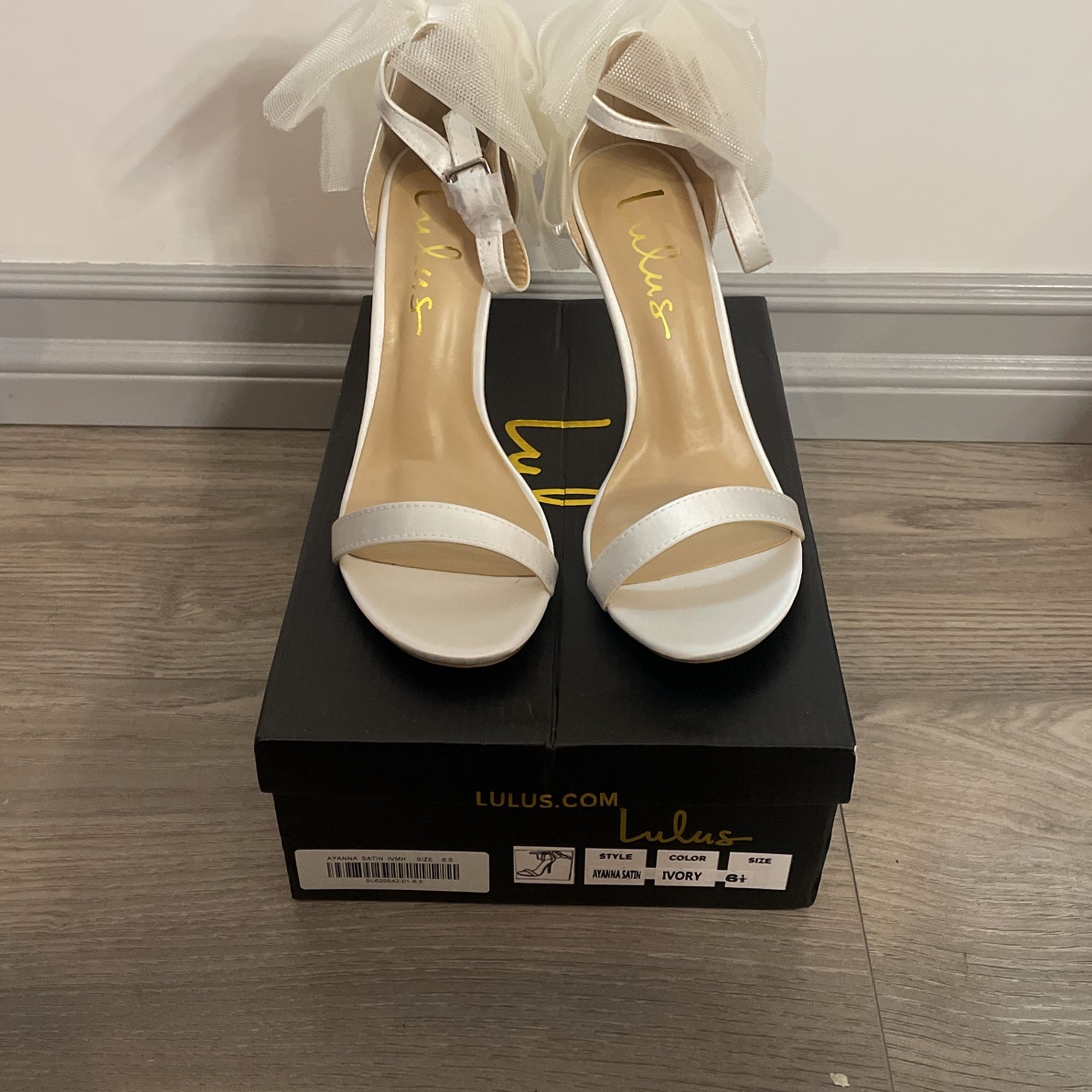 White Bow Bride Heels