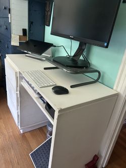Office Computer Desk / Kids Desk