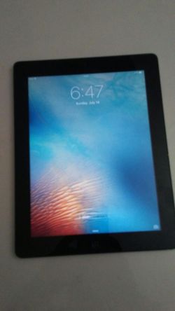Apple Ipad 2 9" Apple Tablet. No ICloud Working Great