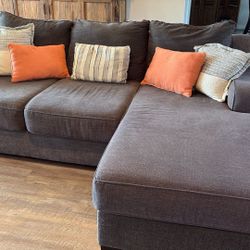 Sofa Chase