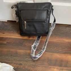 Brand New Giani Bernini Purse