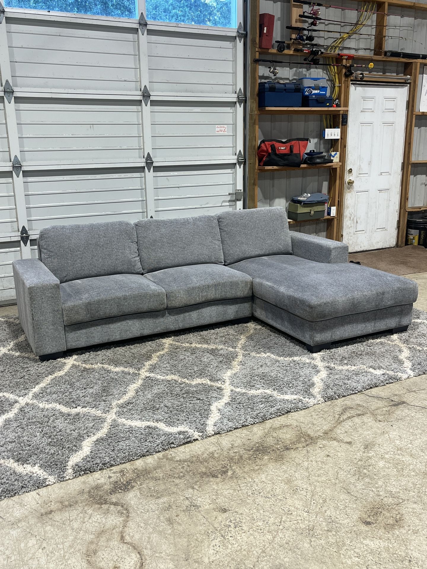 Modern Gray Sectional Couch – Clean & Comfy!
