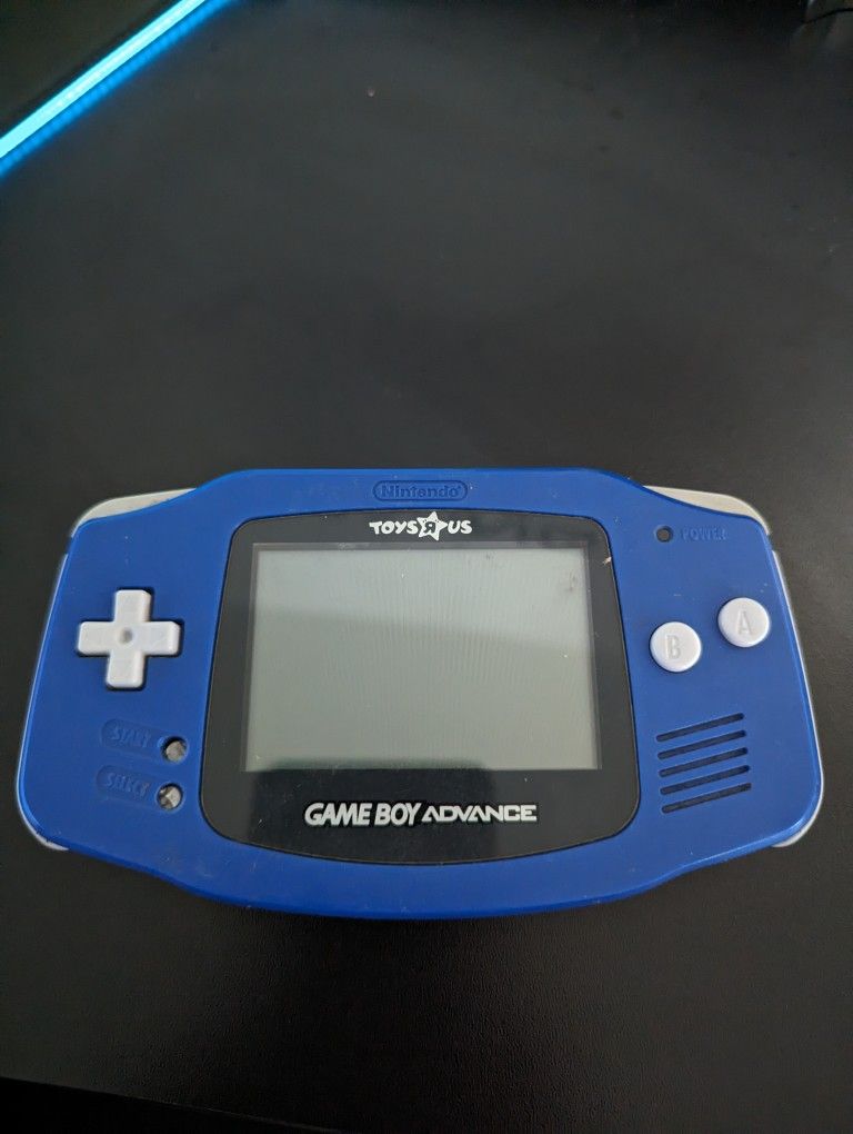 Toys R Us Gameboy Advance