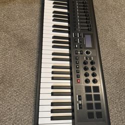 Novation Impulse 49 MIDI controller