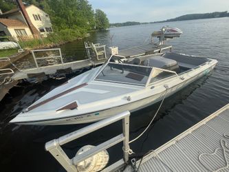 1989 Ski Boat Centurion 