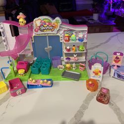 Shopkins With Accessories 