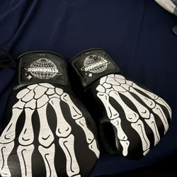 gt boxing gloves 