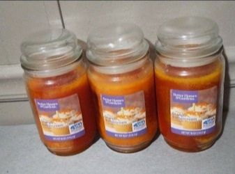 Set of 3 Better Homes & Gardens Orange Buttercream 18 ounce Glass Jar Candles