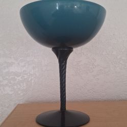 Vintage Extra Large Margarita/frozen Drink Glass Or decorative Goblet With Twisted Detailed Stem 10" tall 7.5" W. 36oz!