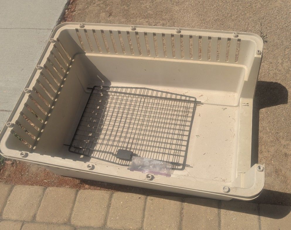 2 Ea, Dog Crate/Carrier. Med-large Size, Plastic & Wire Type