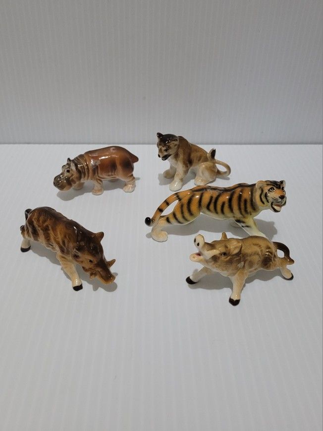VTG Puma, Tiger, Hippo, Wild Board Japan Bone China Salt and Pepper Shaker Set.