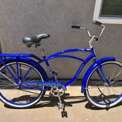 Schwinn Del Mar Beach Cruiser (crazy value!)