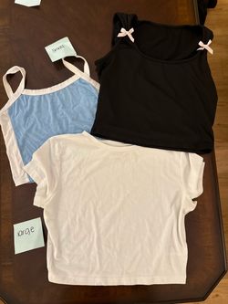 T shirt and tank top bundle