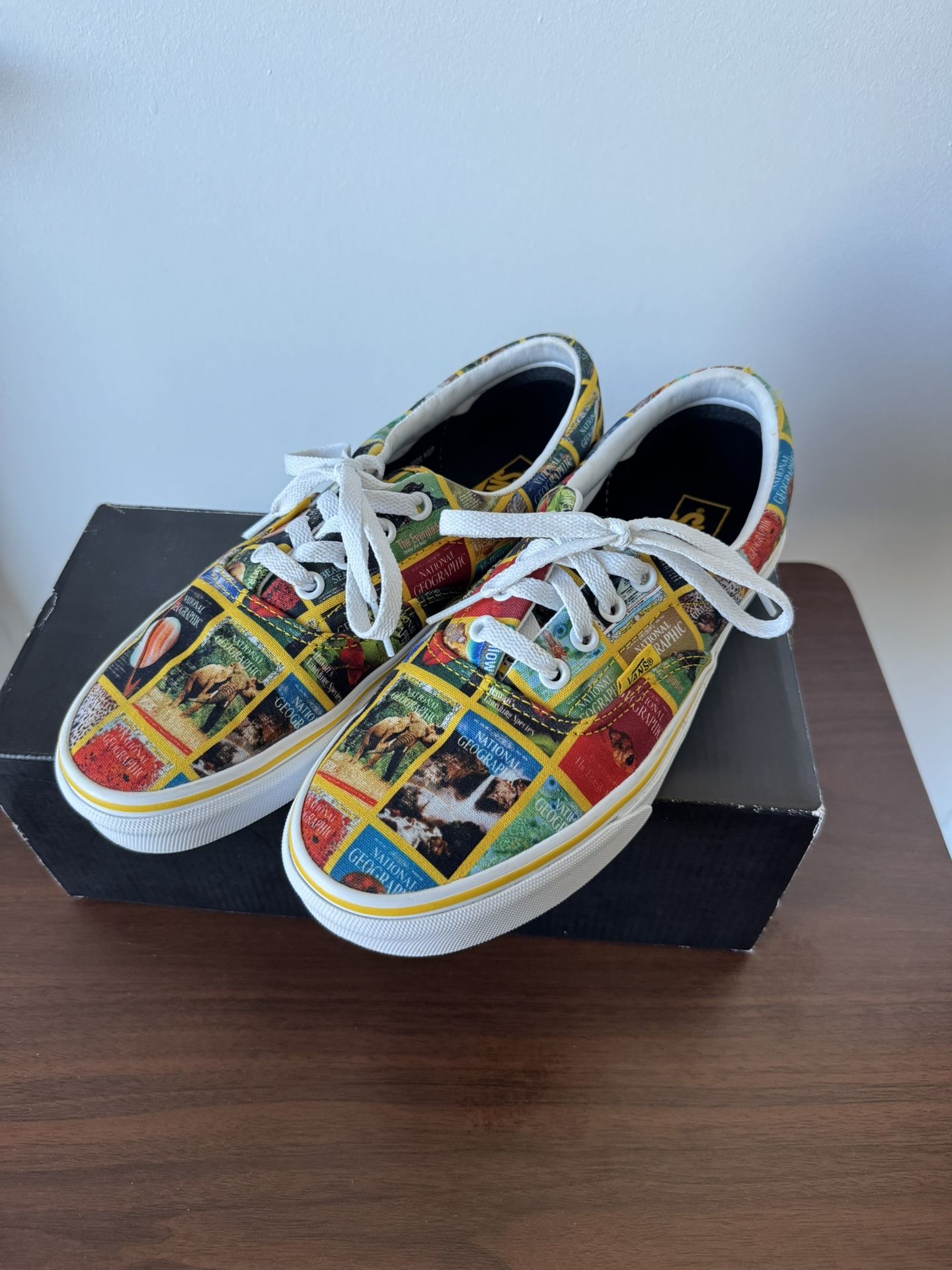 Vans National Geographic - Women 7.5 6 Men
