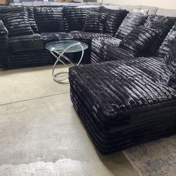 BLACK Sectional Sofa Right or Left Facing wide Chaise 130x100
