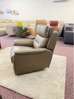 Top grain leather swivel recliner chair / OSSORIO /
