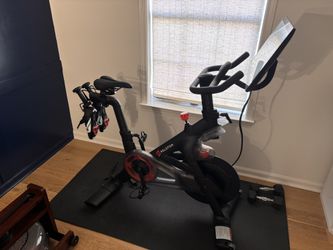 Full Peloton Set (very lightly used)
