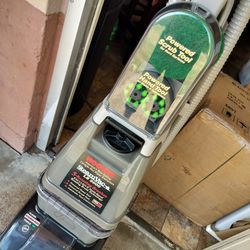 Hoover Steam Vacuum Five Rollers Brushes In A Very Good Condition