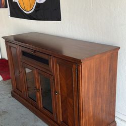 Tv Stand  Moving Sale*