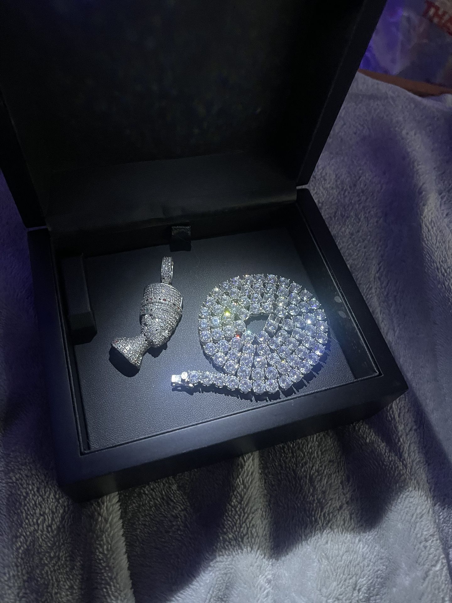 14carat Diamond Tennis Chain ( Real Silver)