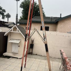escalera de 12 pies de fibra de vidrio casi nueva muy barata
