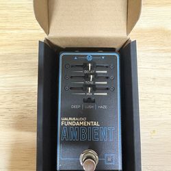 Walrus audio ambient Reverb Guitar Pedal