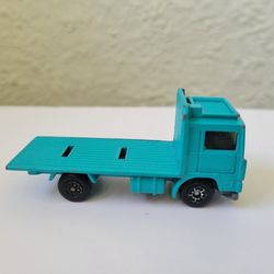 1981 Matchbox Volvo Flatbed Truck Diecast Collectible Toy Car Blue 1:90