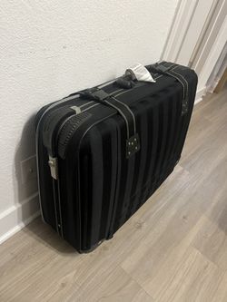 TRAVEL LUGGAGE FOR SALE