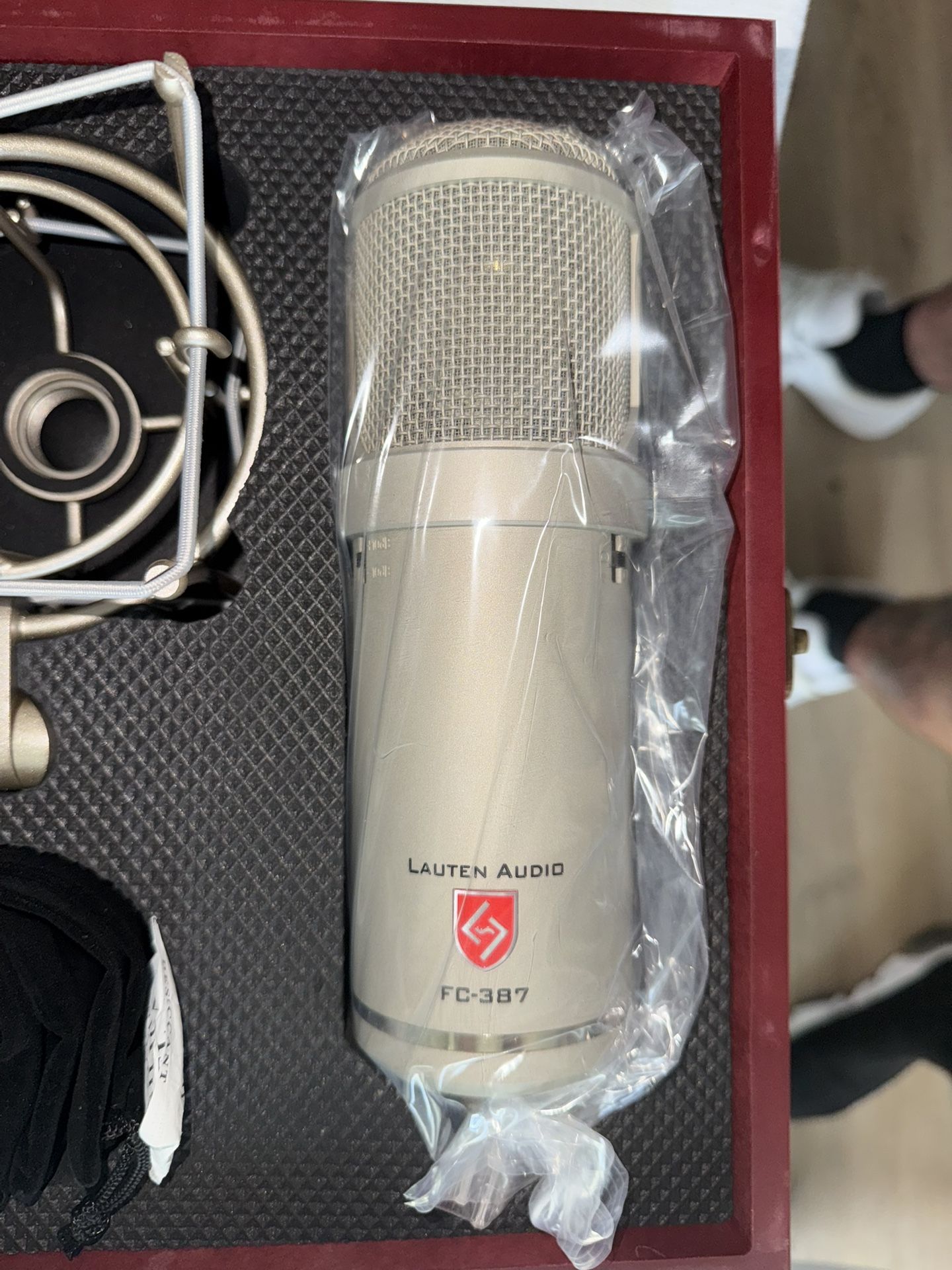 LAUTEN AUDIO FC-387