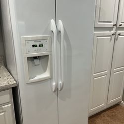 Labor Day Sale! Frigidaire Refrigerator 
