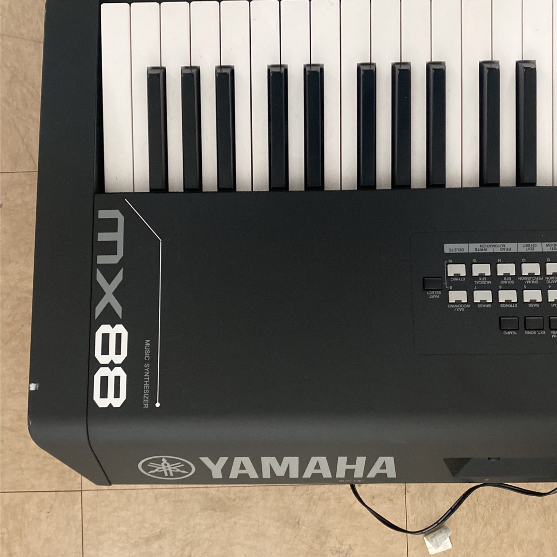Yamaha MX88 Keyboard/Synthesizer  $850