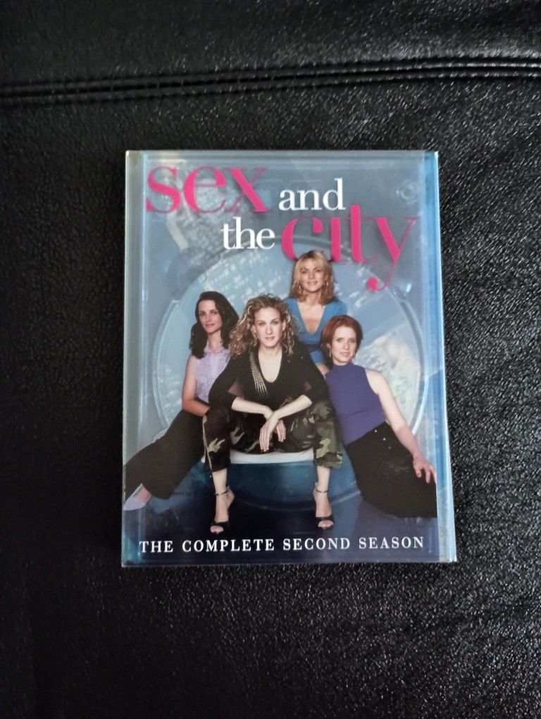 Sex and the City Complete Season 2 Two DVD Set Pack EUC