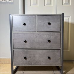 Small Grey (3 & 4 Drawer) Dressers