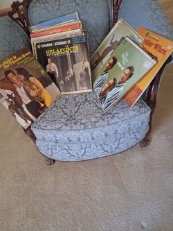 35 Vinyl Record Albums